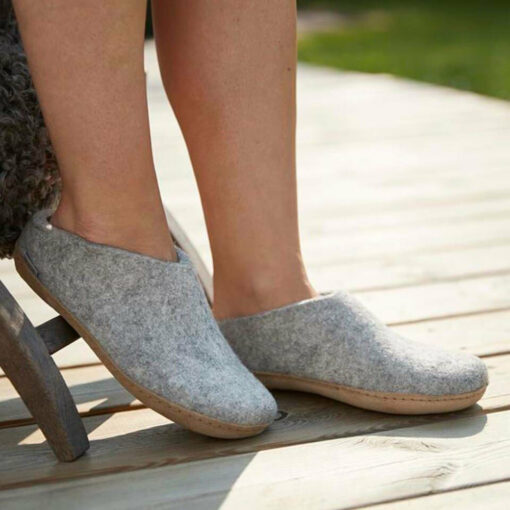 The Slip On Unisex Shoe Grey - Image 4