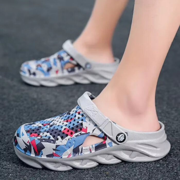 sandle red blue