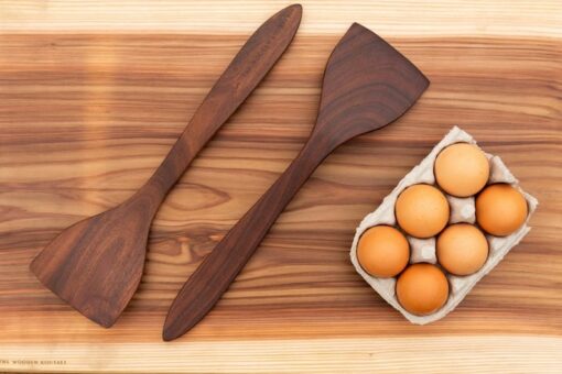 Baba's Egg Flipper - Non-Stick Spatula Turner for Perfect Eggs, Pancakes & More - Heat Resistant Kitchen Utensil