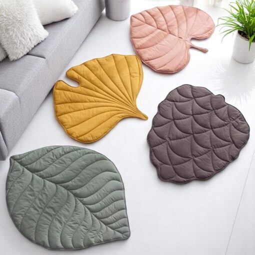Leaf Pet Bed Blanket - Cozy Dog Cat Pad, Washable Play Mat, Nursery Decor Rug
