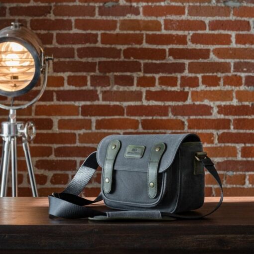 MegaGear Sequoia Canvas Camera Bag for DSLR/SLR Mirrorless Cameras - Canon, Nikon, Sony - Shoulder Case