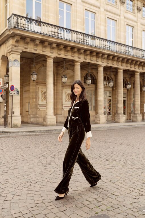 Women's Velvet Winter Suit - Warm & Stylish Loungewear Set - Image 4