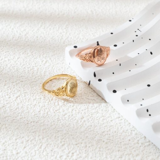18K Gold Birth Flower Signet Ring - Personalized Floral Ring for Her - Dainty Anniversary Item - Free Engraving - Image 5