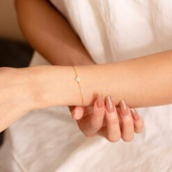 Dainty Diamond Flower Bracelet - Gold/Silver Minimalist Charm Bracelet - Bridesmaid Item