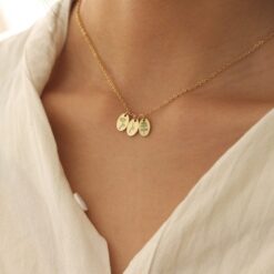 Personalized Birth Flower Necklace - Engraved Name Charm Necklace for Mom - Family Christmas Item