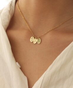 Personalized Birth Flower Necklace - Engraved Name Charm Necklace for Mom - Family Christmas Item