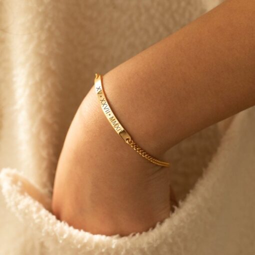 Personalized Cuban Link Bar Bracelet - Engraved Name Date Coordinates - Gold Nameplate Bracelet - Item for Him