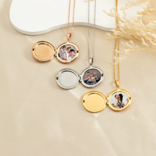 Personalized Family Photo Locket Necklace - Custom Birth Flower Bouquet - Memorial Jewelry - Christmas Item for Mom/Grandma - Image 3