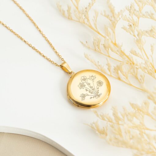 Personalized Family Photo Locket Necklace - Custom Birth Flower Bouquet - Memorial Jewelry - Christmas Item for Mom/Grandma - Image 4
