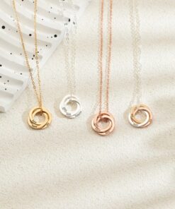 Personalized Mom Necklace - Custom Family Necklace with Kids Names - Multi Circle Pendant - Christmas Item for Grandma